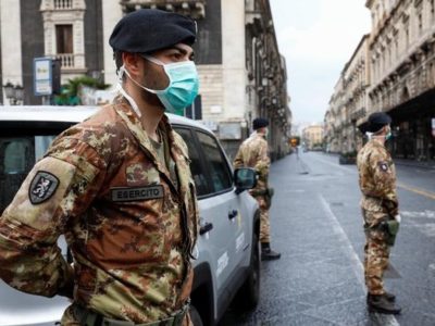 Militares italianos detêm passageiros que querem fugir da covid-19