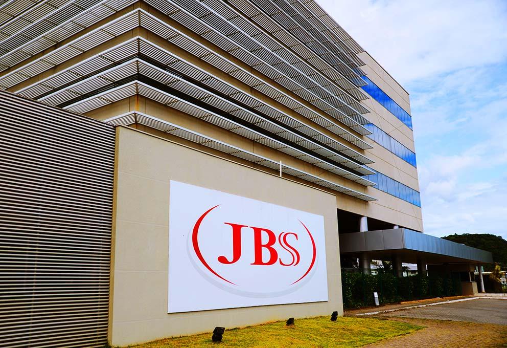 JBS anuncia contratação de três mil funcionários no Brasil