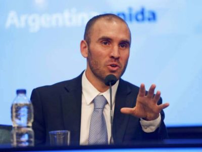 Ministro da economia da Argentina busca acordo para dívidas