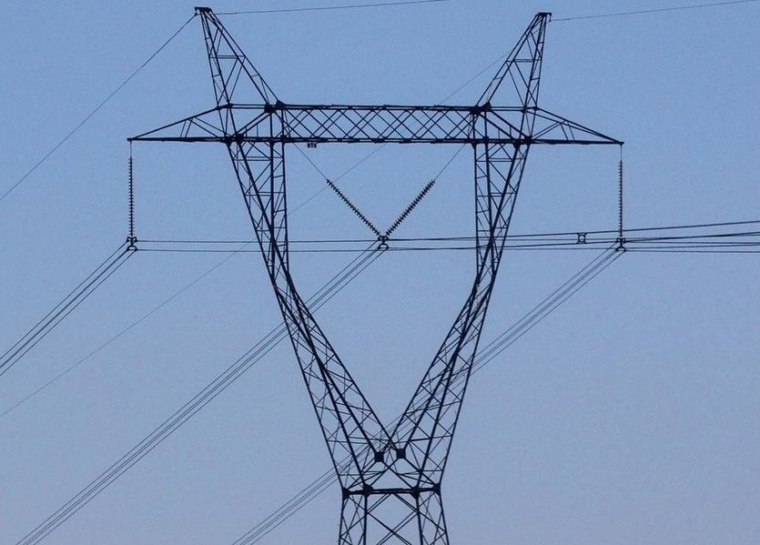 Aneel aprova minuta de contrato de operação de socorro a setor elétrico