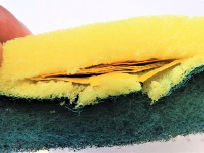 Escondida em esponja de lavar louças, droga sintética é apreendida em presídio