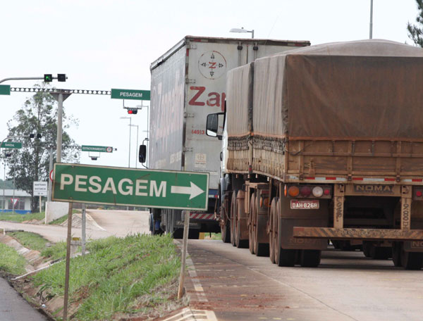Pesagem de caminhões segue suspensa nas rodovias de Marília e região