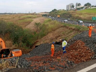 Interdição de acesso da SP 294 em Marília é mantida para obras