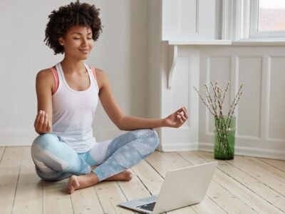 Como a meditação pode auxiliar no  desempenho de atividades físicas?