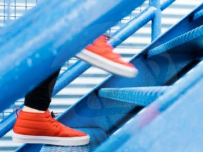 Subir escadas melhora o bem-estar e pode ajudar pessoas com transtornos psiquiátricos