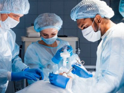 Cirurgias bariátricas devem ser realizadas mesmo com pandemia?
