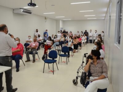 Prefeitura participa de abertura do Outubro Rosa na Santa Casa de Marília