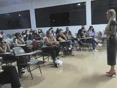 Semana Acadêmica do Direito da Unimar conta com minicursos e palestras ministrados por renomados profissionais, além de lançamento de livros e encerramento com o Samba do Gal