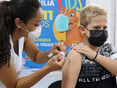 Saúde de Marília agenda mais uma ação de vacinação contra a Covid-19 para crianças e adultos neste sábado nos dois shoppings
