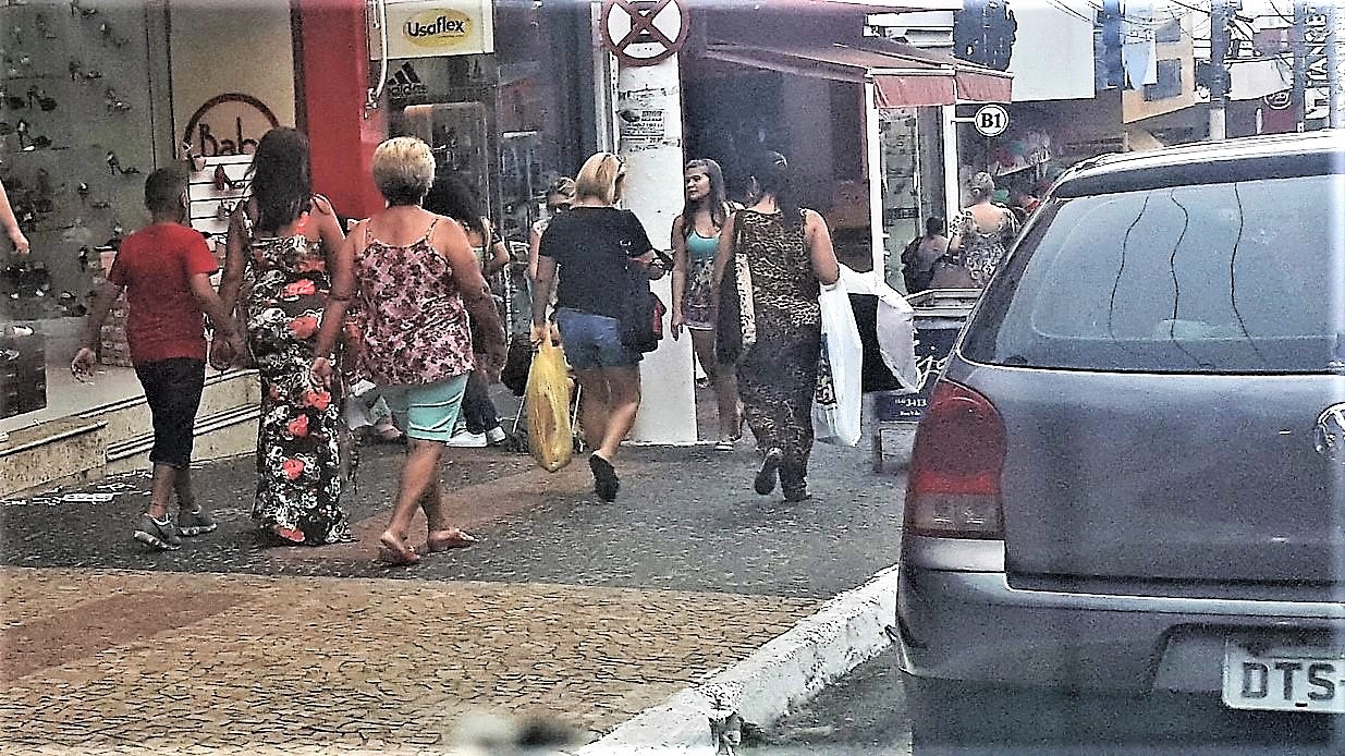 Comércio Varejista: lojas em Marília abrem até as 17 horas deste sábado