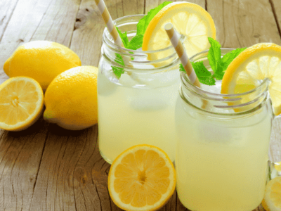 Aprenda a fazer um delicioso drink de Limonada Siciliana, opção sem álcool refrescante