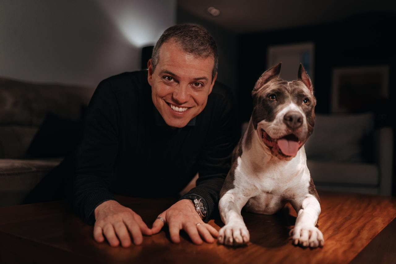 Conheça o aplicativo gratuito que dá voz aos Pets. Empresa investiu R$ 1 milhão