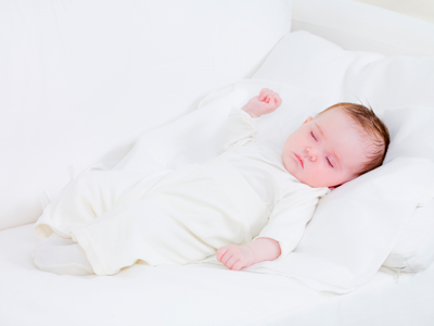Medidas de segurança durante o sono reduzem risco de morte súbita em bebês, orienta hopital Albert Einstein