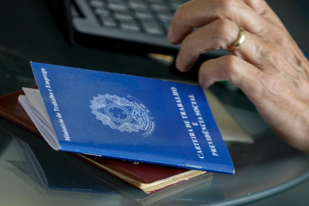 Confira as vagas de emprego disponíveis para Marília e região