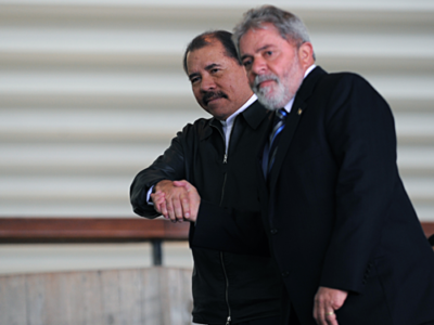 Amigo de Lula, Daniel Ortega chama de mafiosos a Igreja Católica, Papa Francisco, arcebispos, bispos e padres.  Faz o “L” e confira!