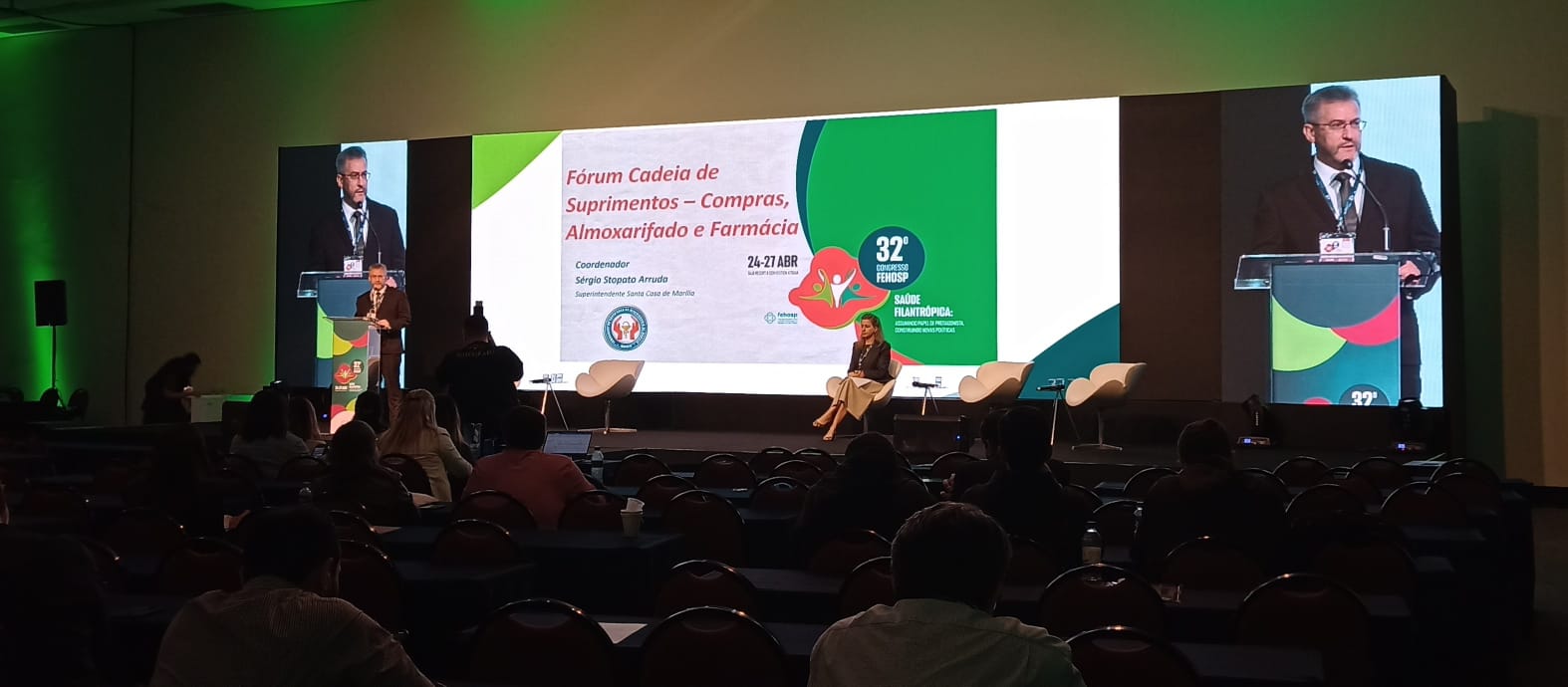 Superintendente geral da Santa Casa de Marília, Sérgio Stopato Arruda, coordena 32º Fórum Fehosp em Atibaia