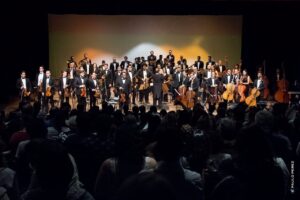 Orquestra Filarmônica de Marília realiza concertos e eventos gratuitos de hoje a sábado no Teatro