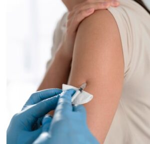 Vacina promissora contra melanoma recebe aval nos EUA