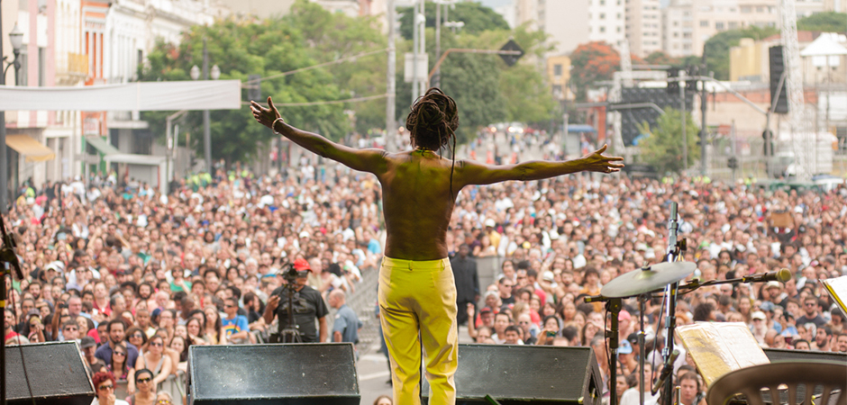 Virada Cultural confirma Iza, Glória Groove, Léo Santana, Emicida, Michel Teló e Homenagem à Rita Lee no line-up