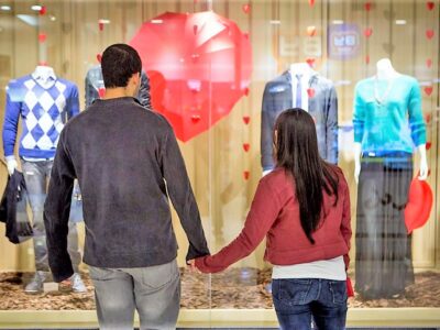 Dia dos Namorados: lojas em Marília fecham no feriado de 5ª e abrem 6ª feira até às 22h