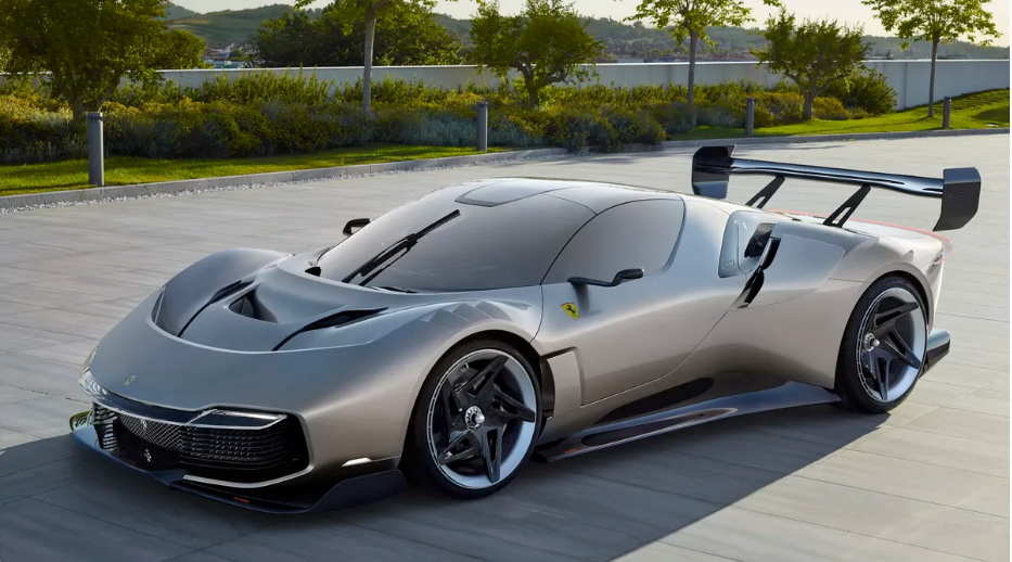 Ferrari KC23 | Conheça o novo supercarro exclusivo da marca