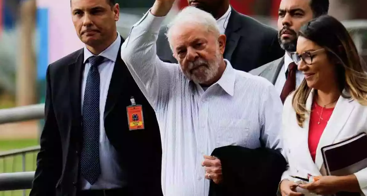 Governo nega repasse de informações sobre gastos de Lula com viagens internacionais