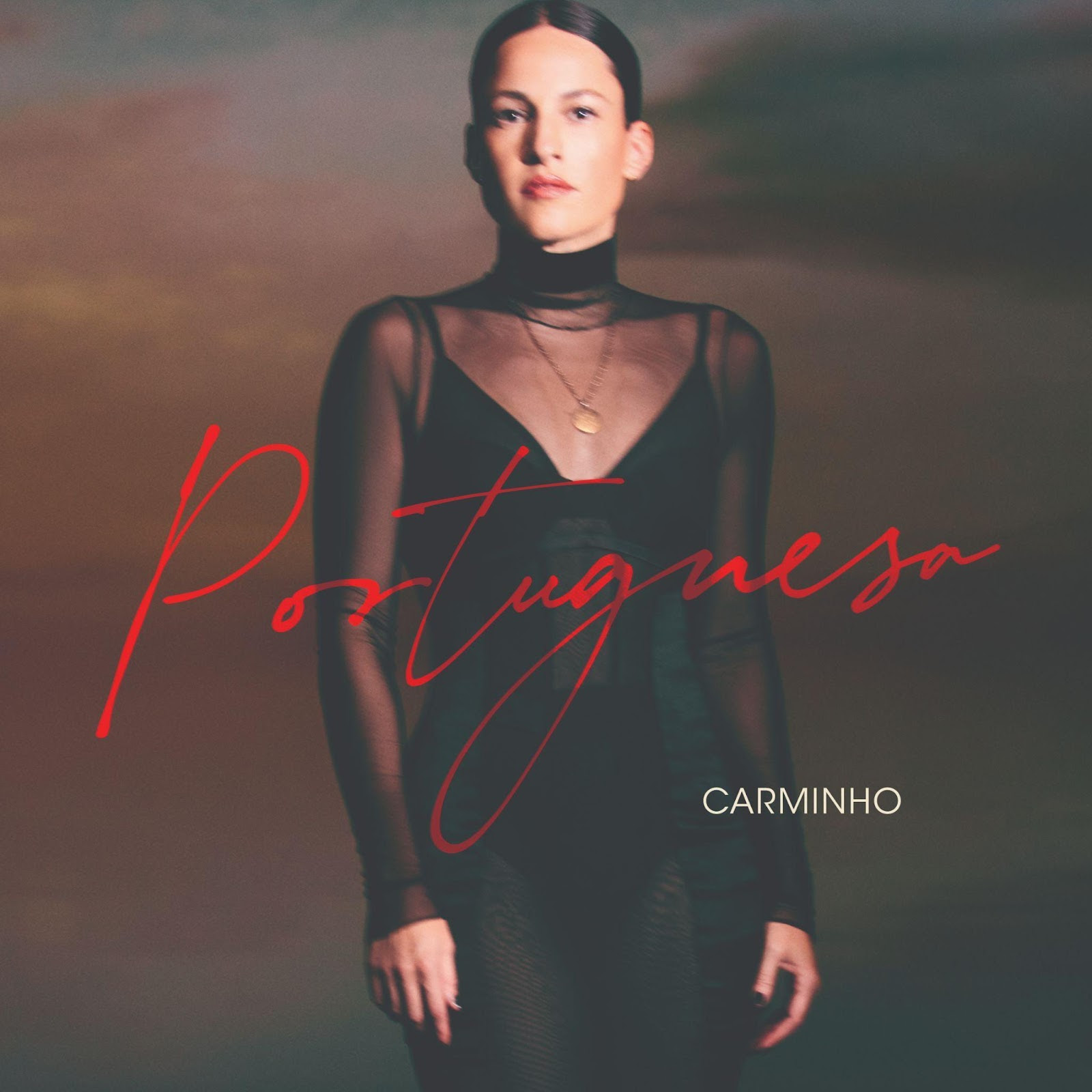 FALTA 1 MÊS! Carminho faz turnê de novo disco no Brasil