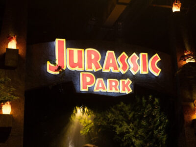 Jurassic Park, atração oficial da Universal Studios, é inaugurado em São Paulo