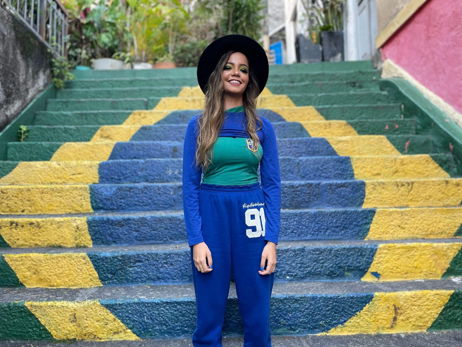 Cantora e compositora, Mariah Marini é a craque do hit ´Futebol Feminino`, em homenagem à Copa do Mundo Feminina 2023