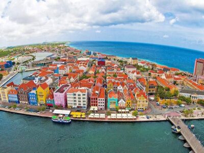 Curaçao é destino de vários famosos: saiba onde fica e quanto custa a viagem; VEJA FOTOS