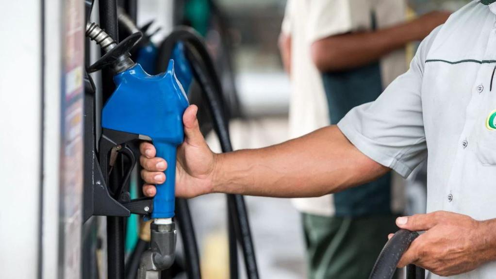 Veja qual estado tem a gasolina mais cara do Brasil, antes do aumento da Petrobras