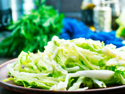 Saladas prontas e pré-higienizadas podem conter bactérias coliformes
