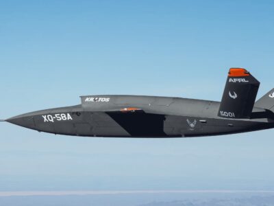 Inteligência Artificial pilota drone de combate da Força Aérea dos EUA pela primeira vez