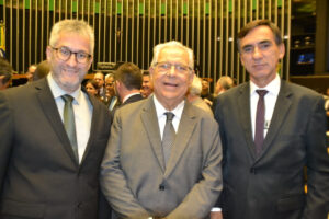 Direção da Santa Casa de Marília marca presença na Sessão Solene em apoio ao setor filantrópico