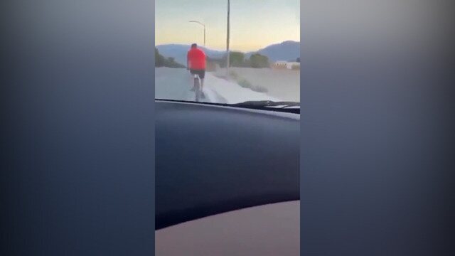 CRUELDADE: adolescentes atropelam e matam ciclista de 64 anos de proposito; VEJA VÍDEO