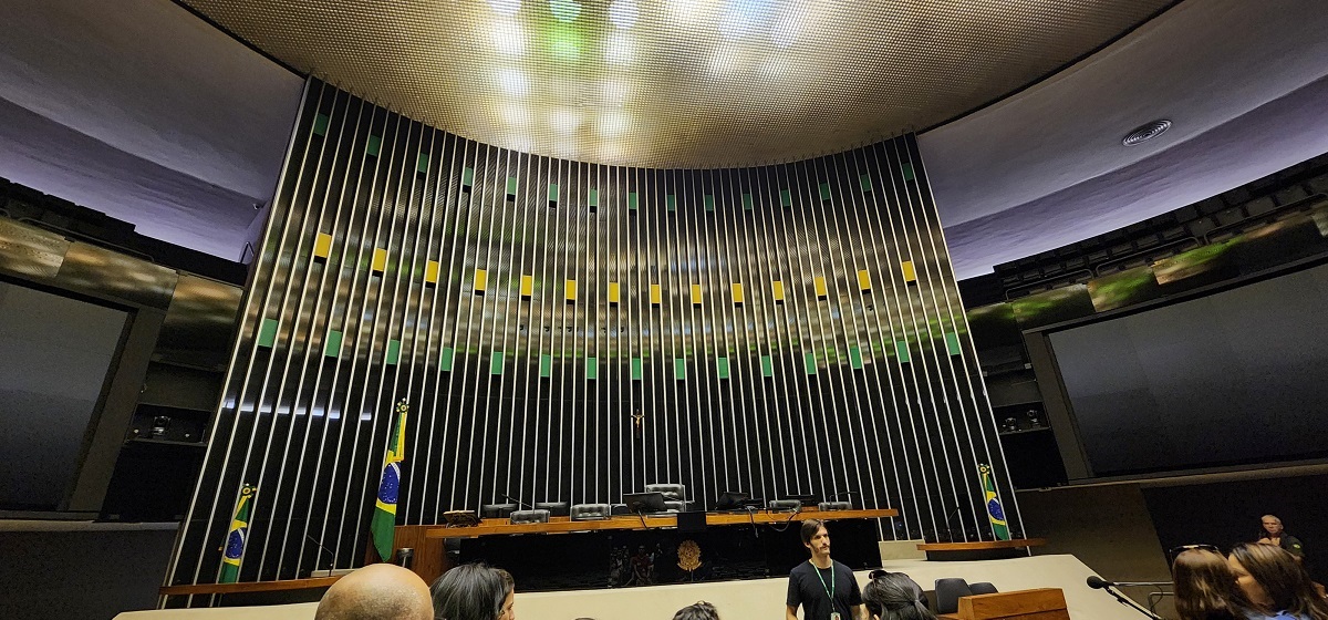 Saiba quanto a Câmara dos Deputados já gastou em 2023 com aluguel de carros; Valor é revoltante