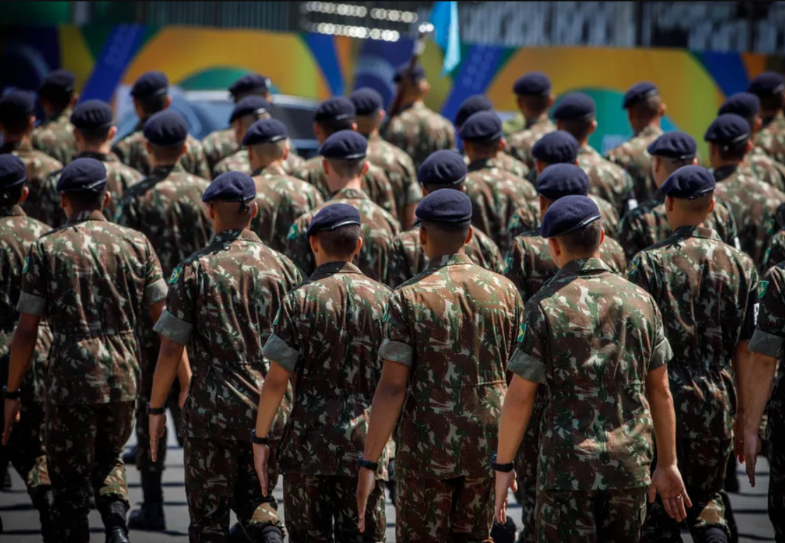 Confiança plena nas Forças Armadas recua para 20%, indica pesquisa