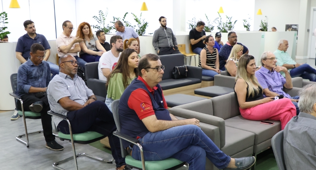 Sicredi reúne jornalistas e formadores de opinião para prestar contas e gerar novas conexões