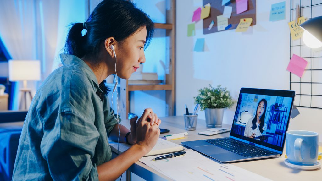 Clones digitais viralizam no Japão ao substituir os donos no trabalho