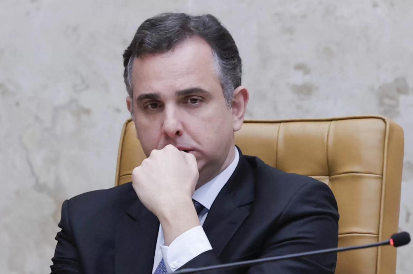 Pacheco isolado e criticado por ministro do STF tenta uma reação pautando alguns temas sensíveis a corte