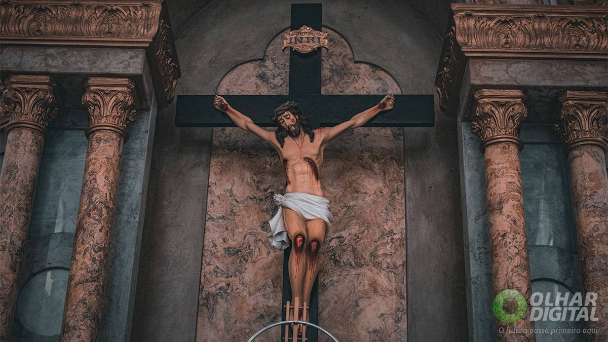 Tatuagem de Cristo é descoberta em corpo de 1,3 mil anos no Sudão; veja