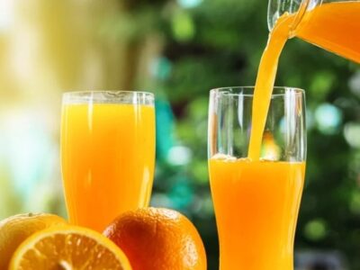 Entenda por que suco de laranja no café da manhã é condenado por nutricionista