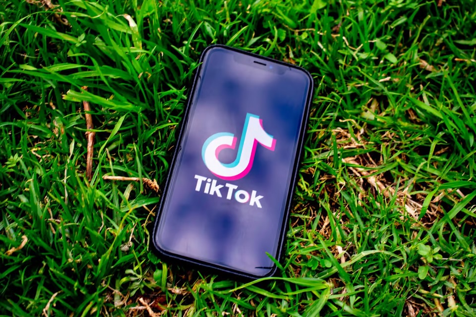 União Europeia notifica TikTok por “propaganda terrorista”