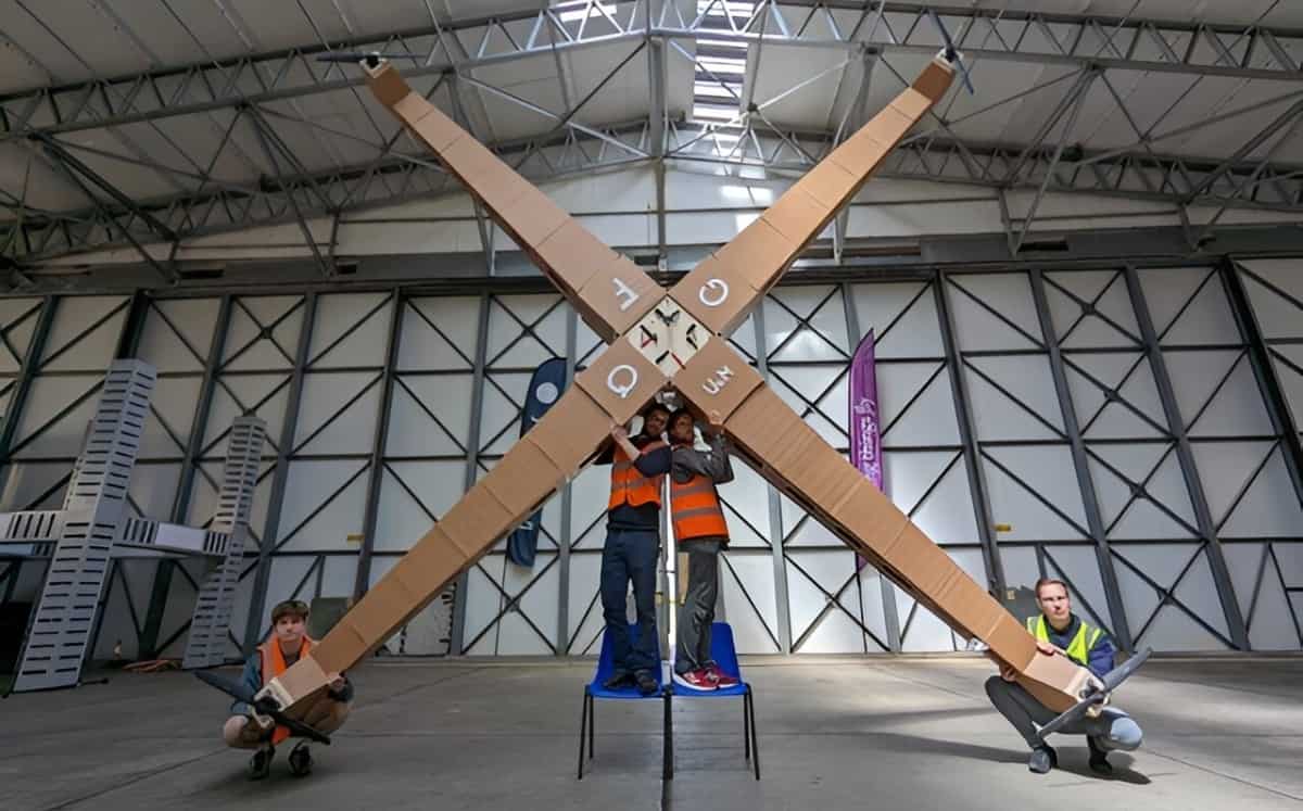 Maior drone quadricóptero do mundo decola; veja!