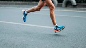 Exercício físico intenso afeta o sistema imunológico por curto período