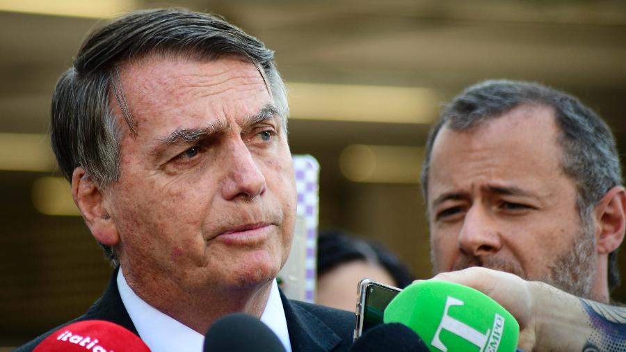 Moraes manda PF investigar doações recebidas por Bolsonaro via Pix
