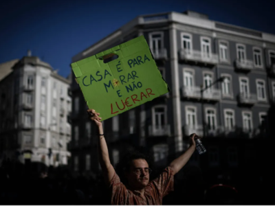 Sem dinheiro, centenas de brasileiros estão na fila para voltar de Portugal