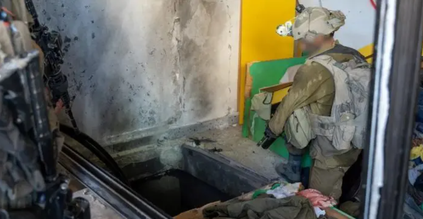 Israel encontra túnel do Hamas em quarto de criança