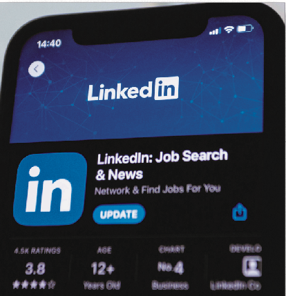 Golpe pode deixar quem procura vagas de emprego no LinkedIn em apuros; entenda e saiba como se proteger