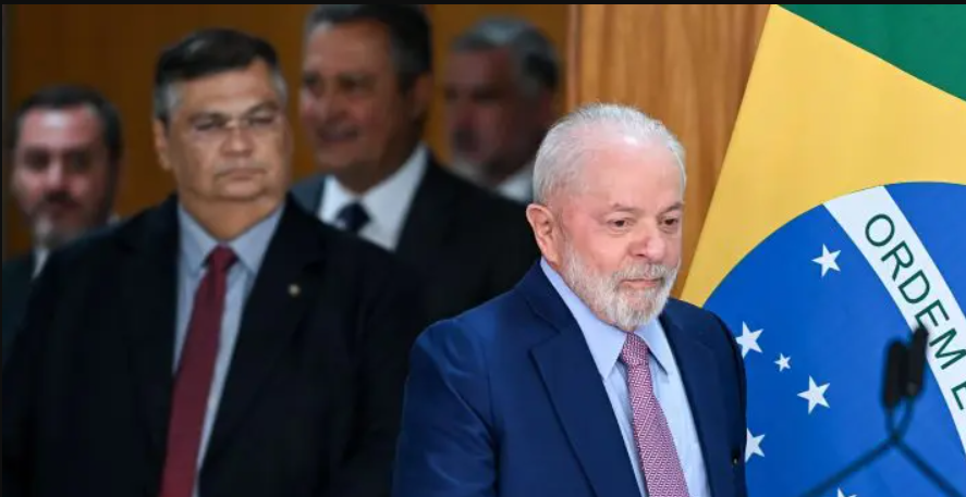 PCO reprova Dino no STF: ‘Pior erro de Lula’